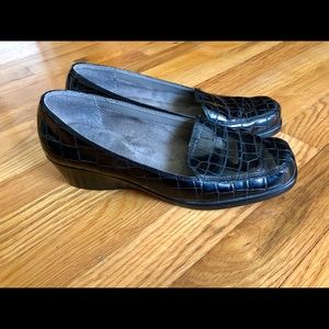 Aerosoles True Match Slip-On Black Loafer
